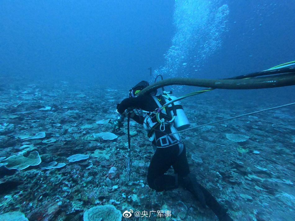 铁路迎来节前售票高峰:累计发售春运车票6108万张,增近1.6倍