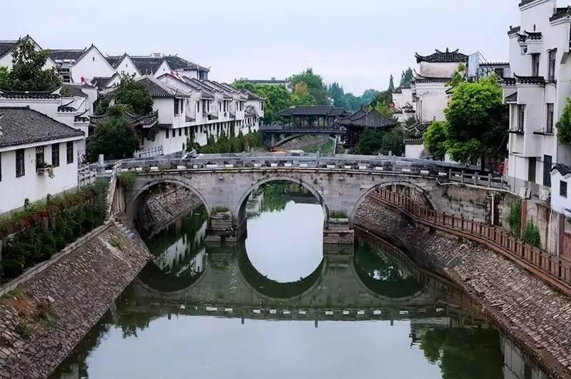救援溜冰女孩